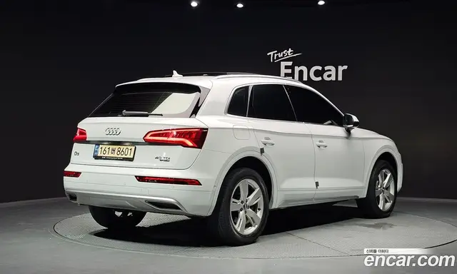 Audi Q5 2020 2.0 автомат (гидро), миниатюра 2