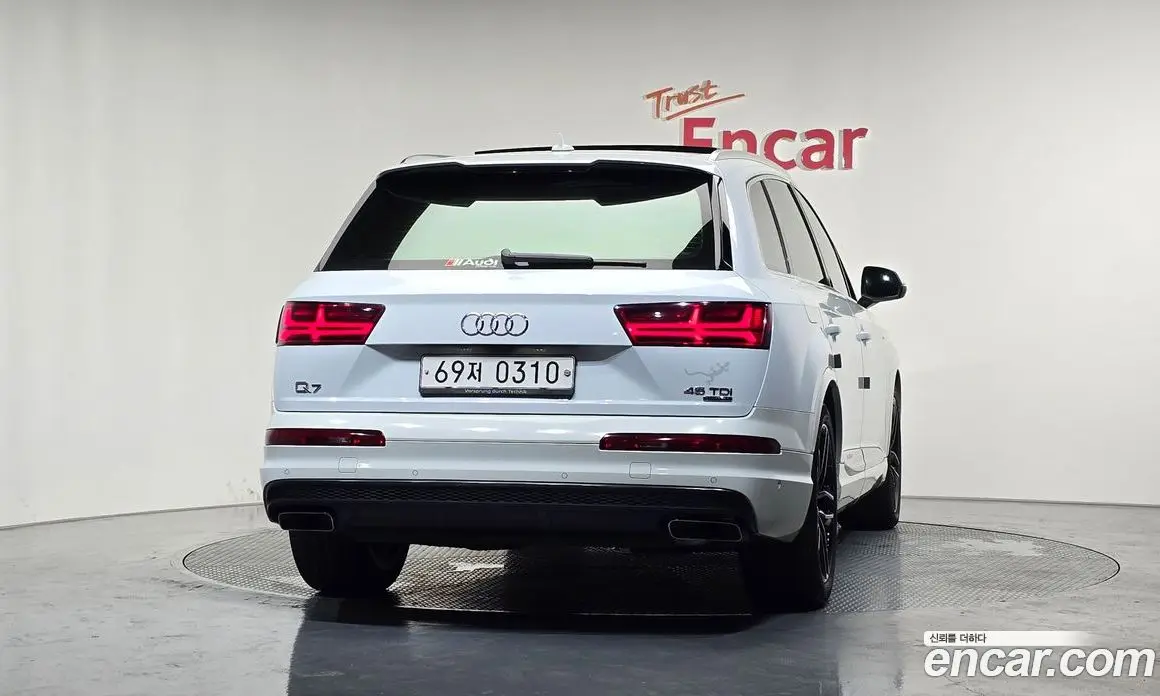 Audi Q7 2016 3.0 автомат (гидро), фото 4
