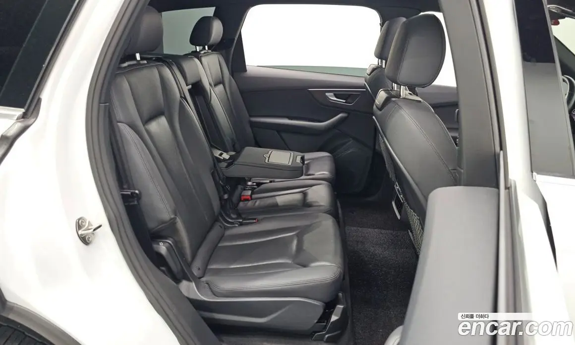 Audi Q7 2020 3.0 автомат (гидро), фото 17