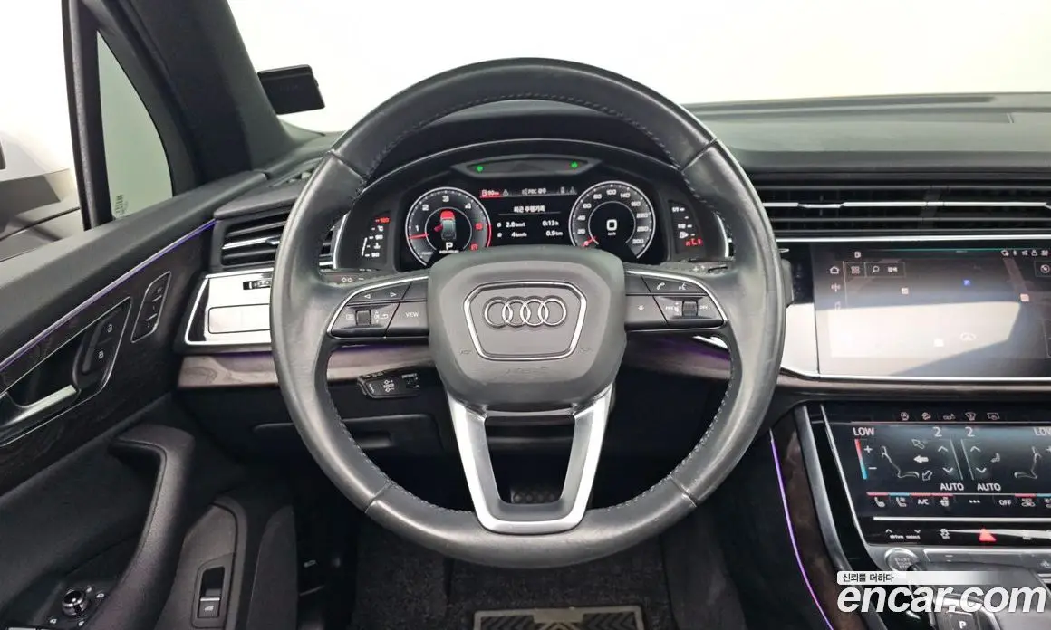 Audi Q7 2020 3.0 автомат (гидро), фото 19
