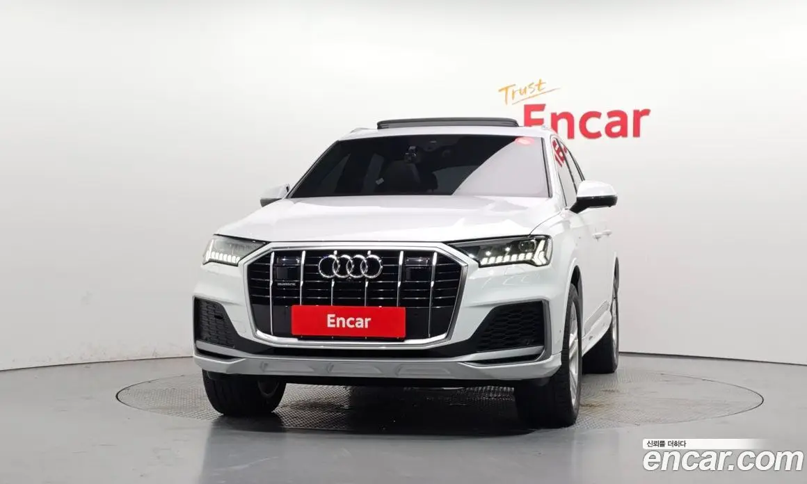 Audi Q7 2020 3.0 автомат (гидро), фото 3