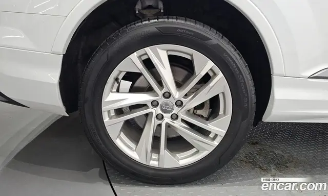Audi Q7 2020 3.0 автомат (гидро), миниатюра 5