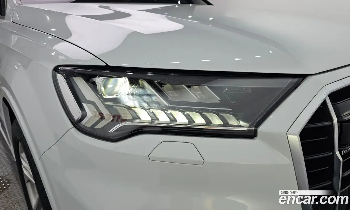 Audi Q7 2020 3.0 автомат (гидро), фото 8