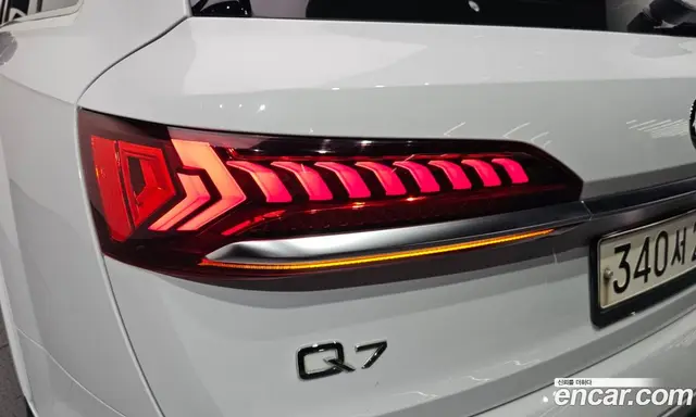 Audi Q7 2020 3.0 автомат (гидро), миниатюра 9