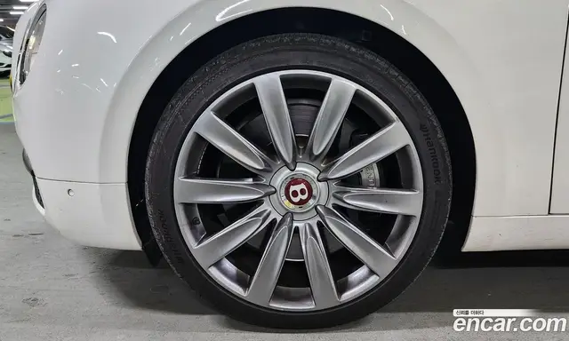 Bentley Flying Spur 2018 4.0 автомат (гидро), миниатюра 5