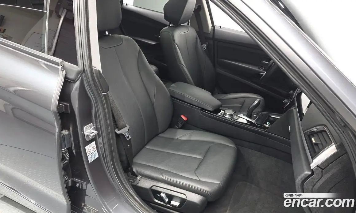 BMW 3 серия 2018 2.0 автомат (гидро), фото 15