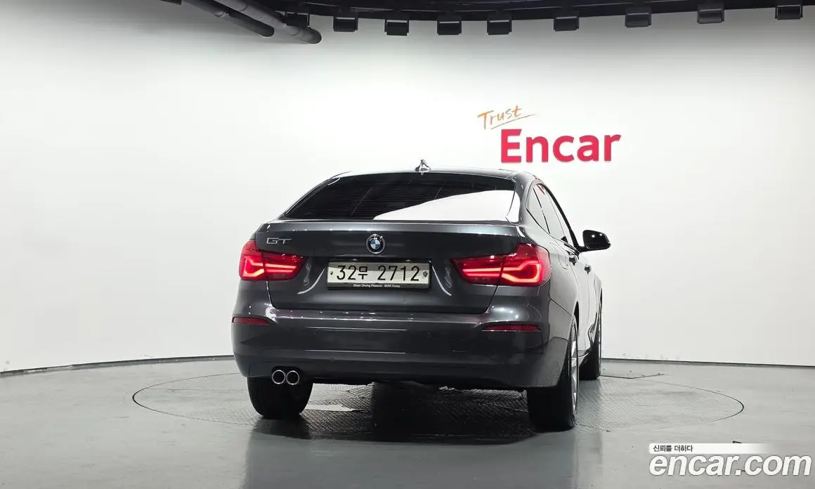 BMW 3 серия 2018 2.0 автомат (гидро), фото 3