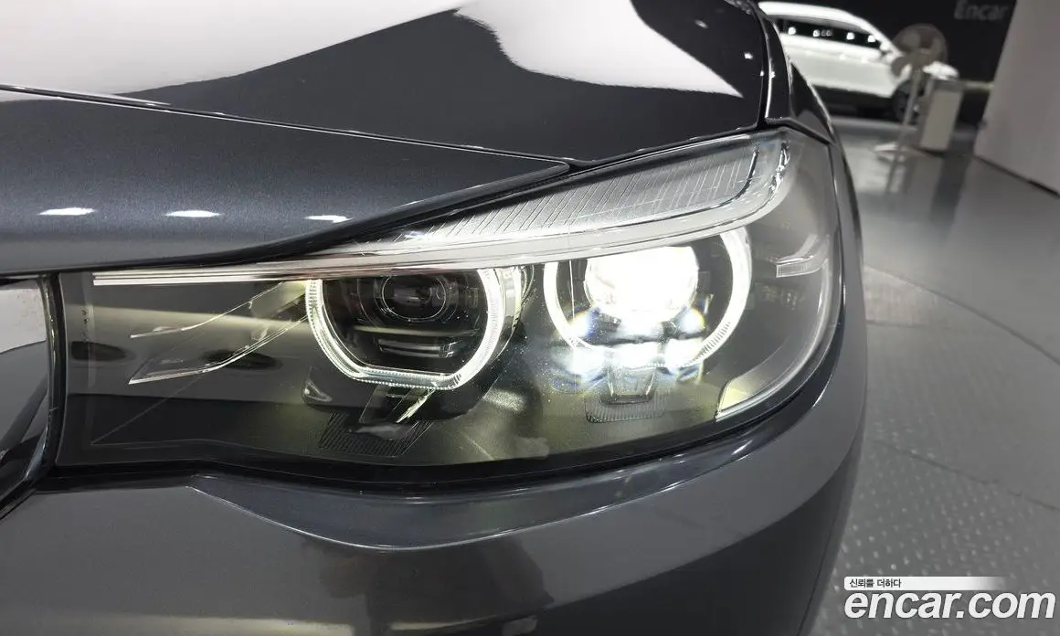 BMW 3 серия 2018 2.0 автомат (гидро), фото 7