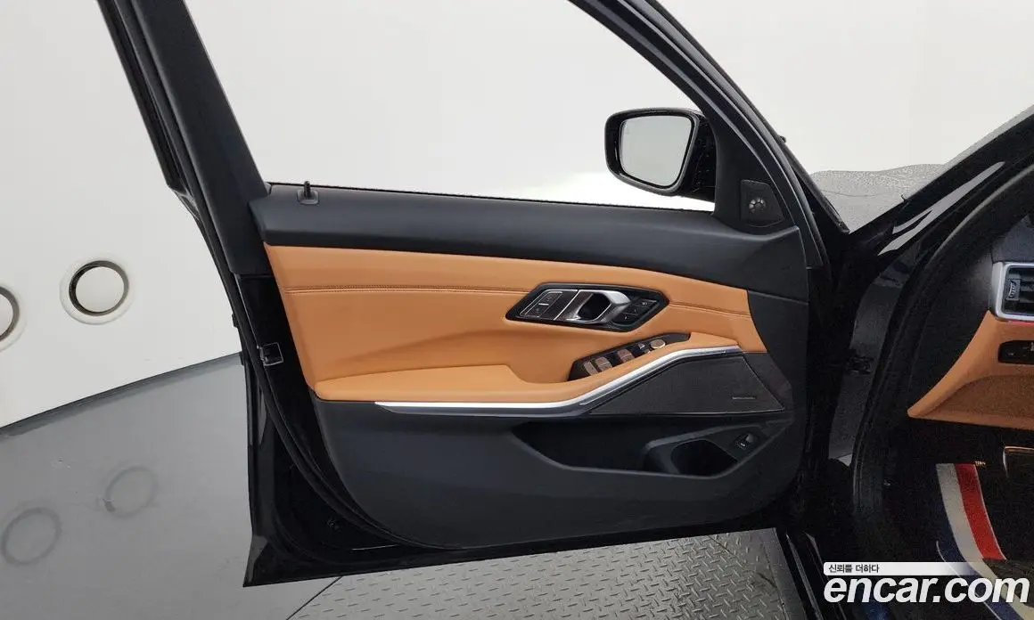 BMW 3 серия 2023 3.0 автомат (гидро), фото 13