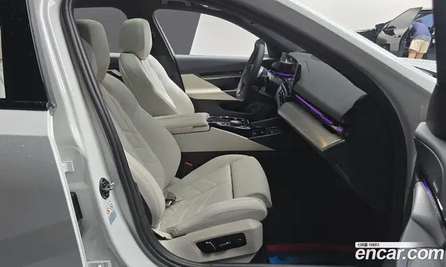 BMW 5 серия 2024 2.0 автомат (гидро), миниатюра 11