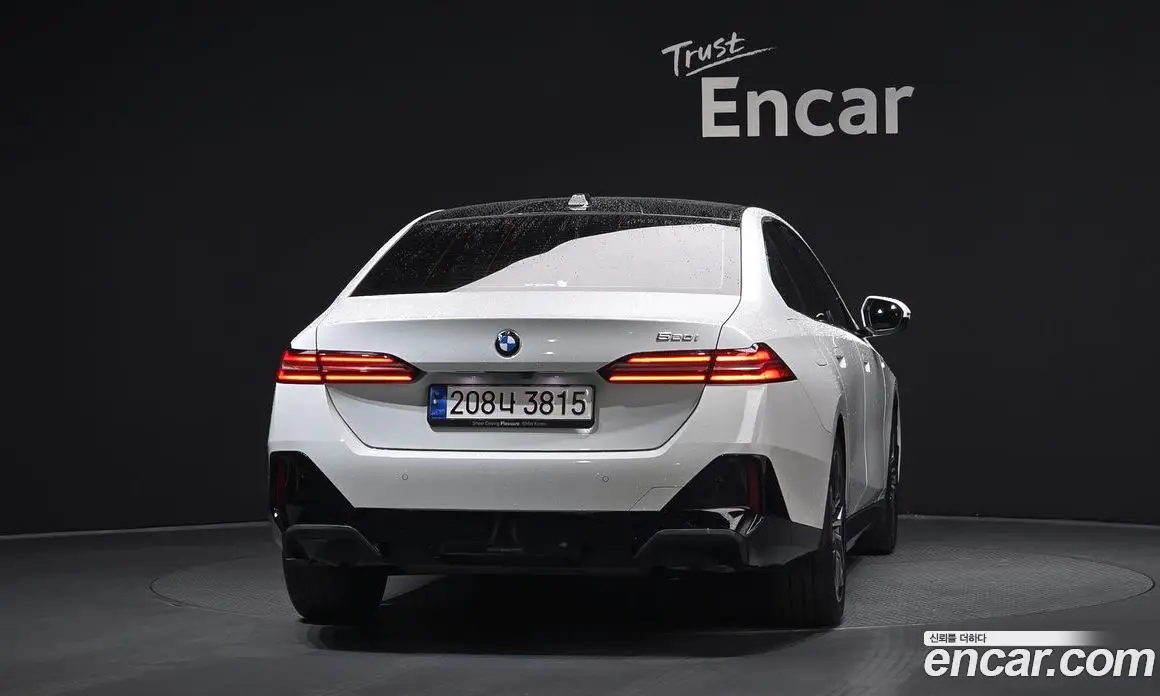 BMW 5 серия 2024 2.0 автомат (гидро), фото 4