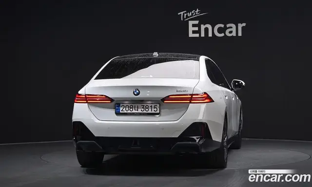 BMW 5 серия 2024 2.0 автомат (гидро), миниатюра 4
