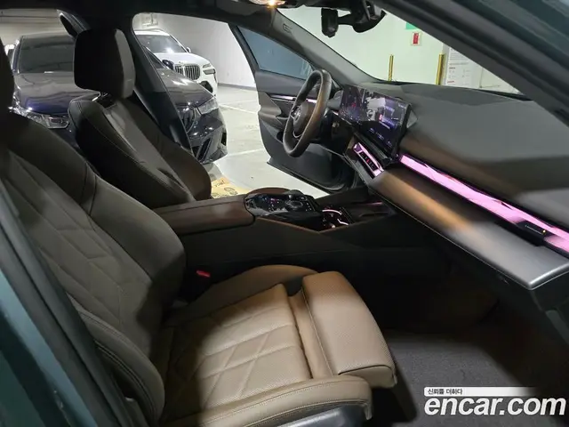 BMW 5 серия 2025 2.0 автомат (гидро), миниатюра 12