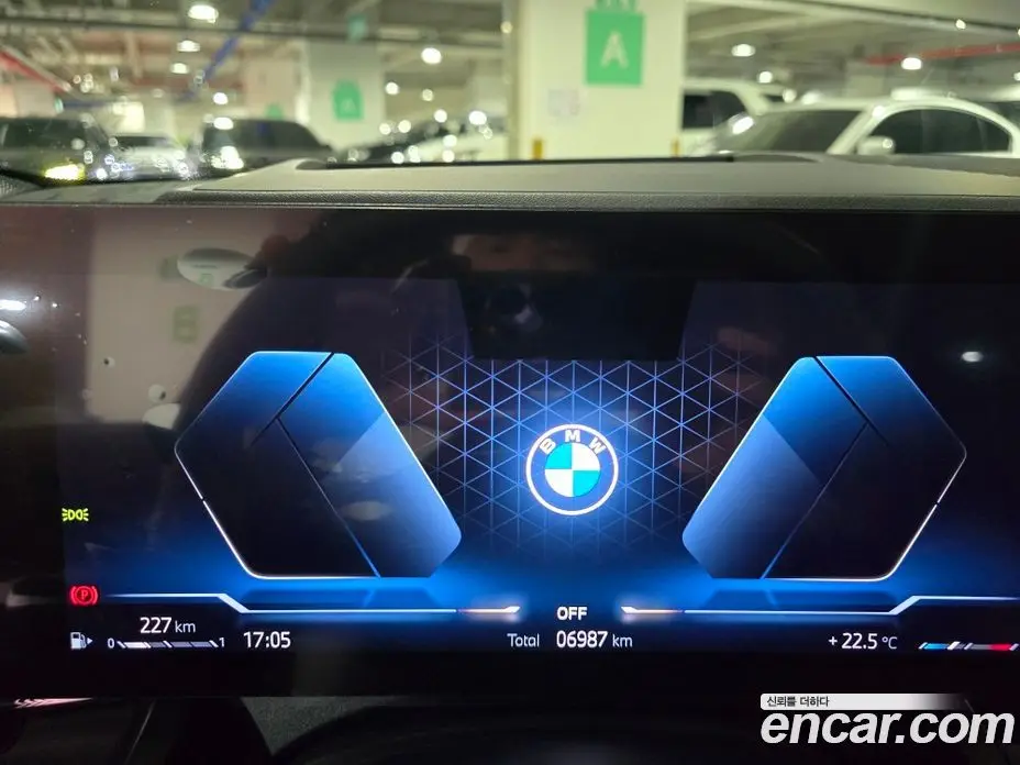 BMW 5 серия 2025 2.0 автомат (гидро), фото 8