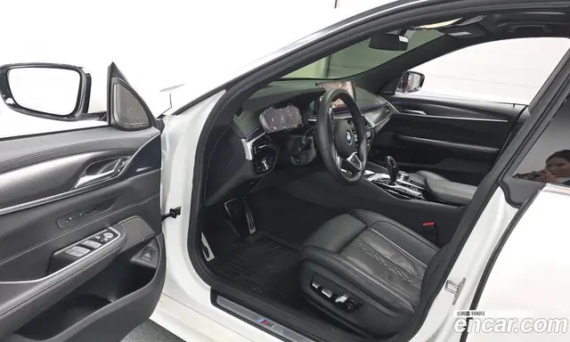 BMW 6 серия 2024 2.0 автомат (гидро), миниатюра 10