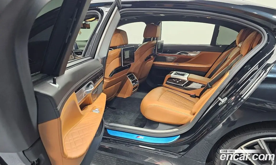BMW 7 серия 2021 3.0 автомат (гидро), фото 17