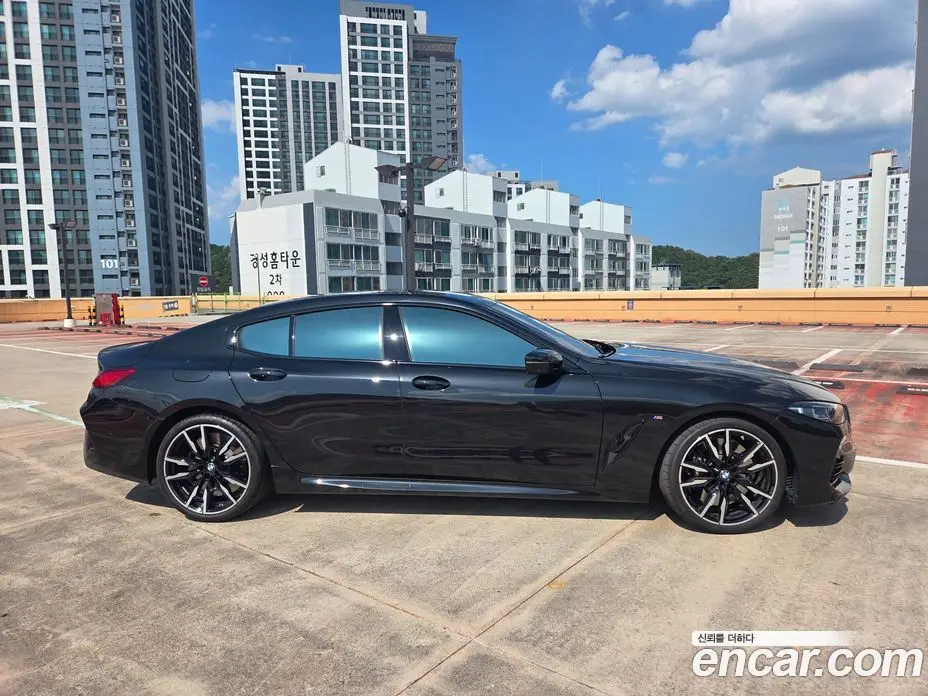 BMW 8 серия 2026 4.4 автомат (гидро), фото 8