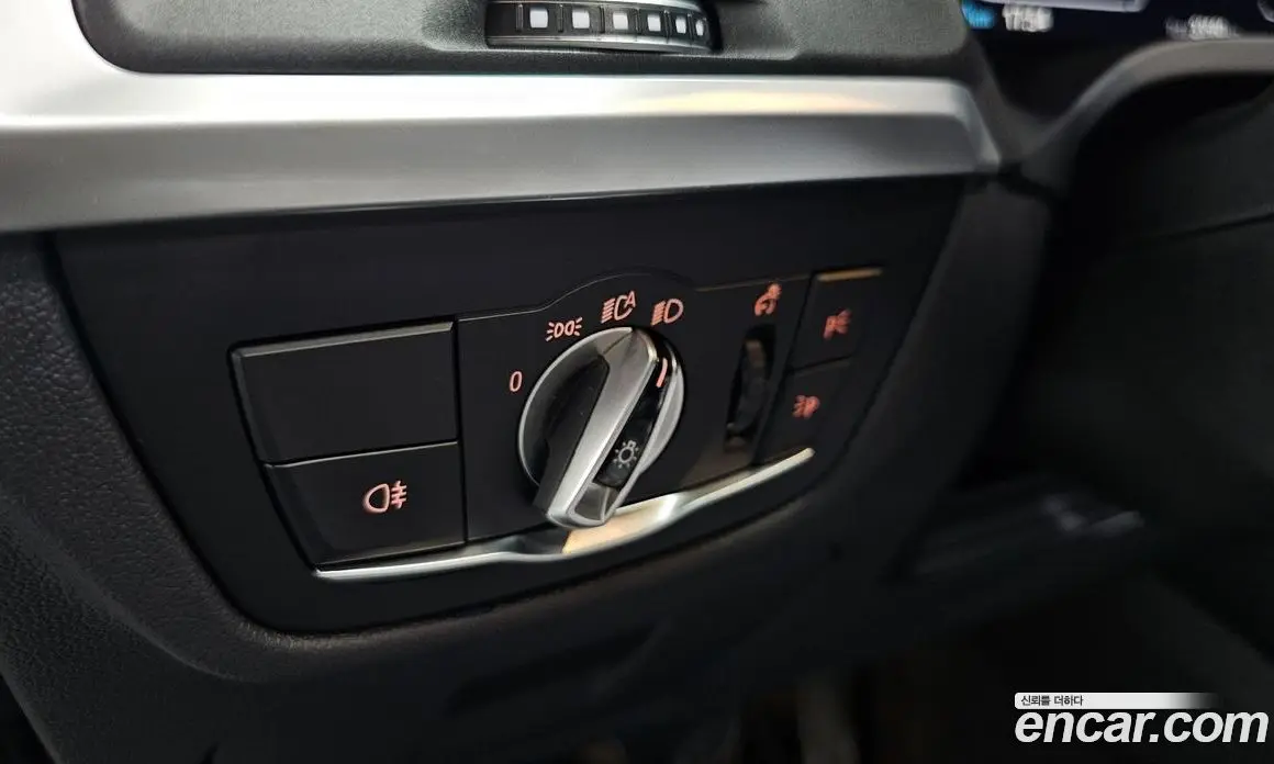 BMW iX3 2024 0.2 автомат (гидро), фото 26