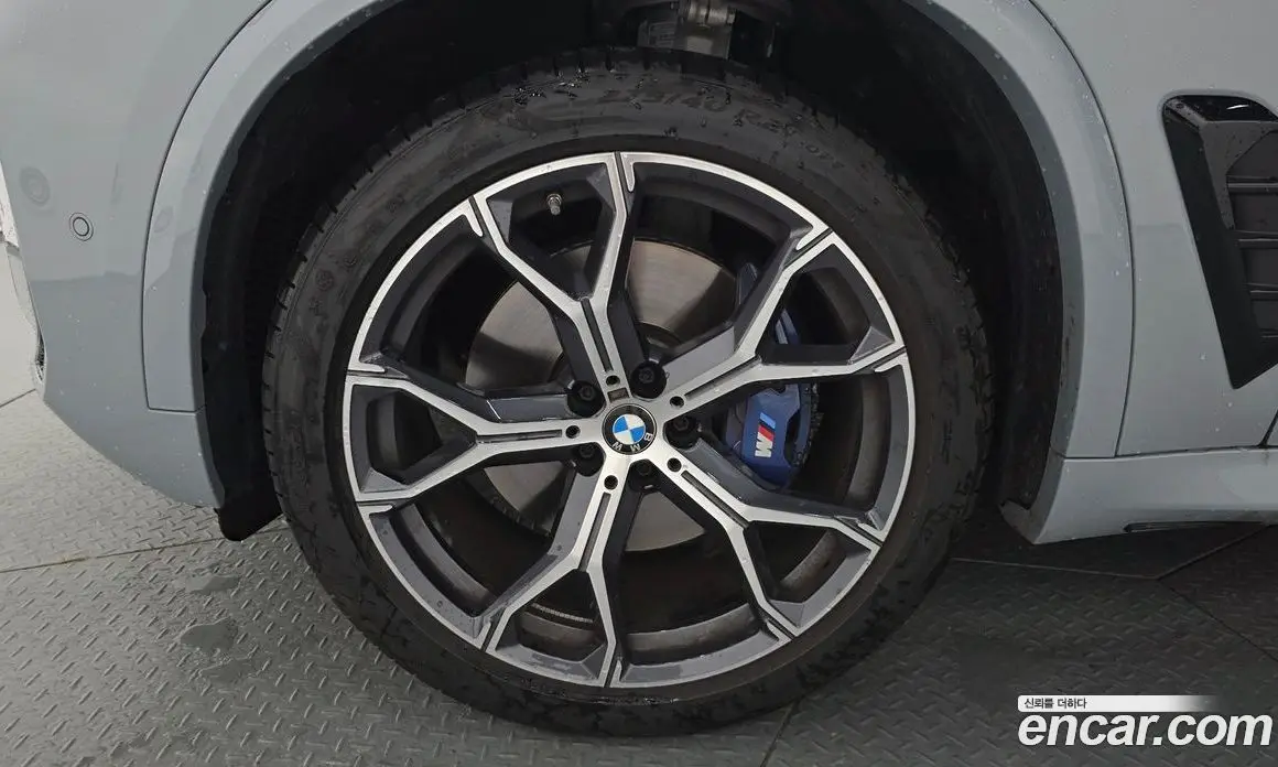 BMW X5 2025 3.0 автомат (гидро), фото 5