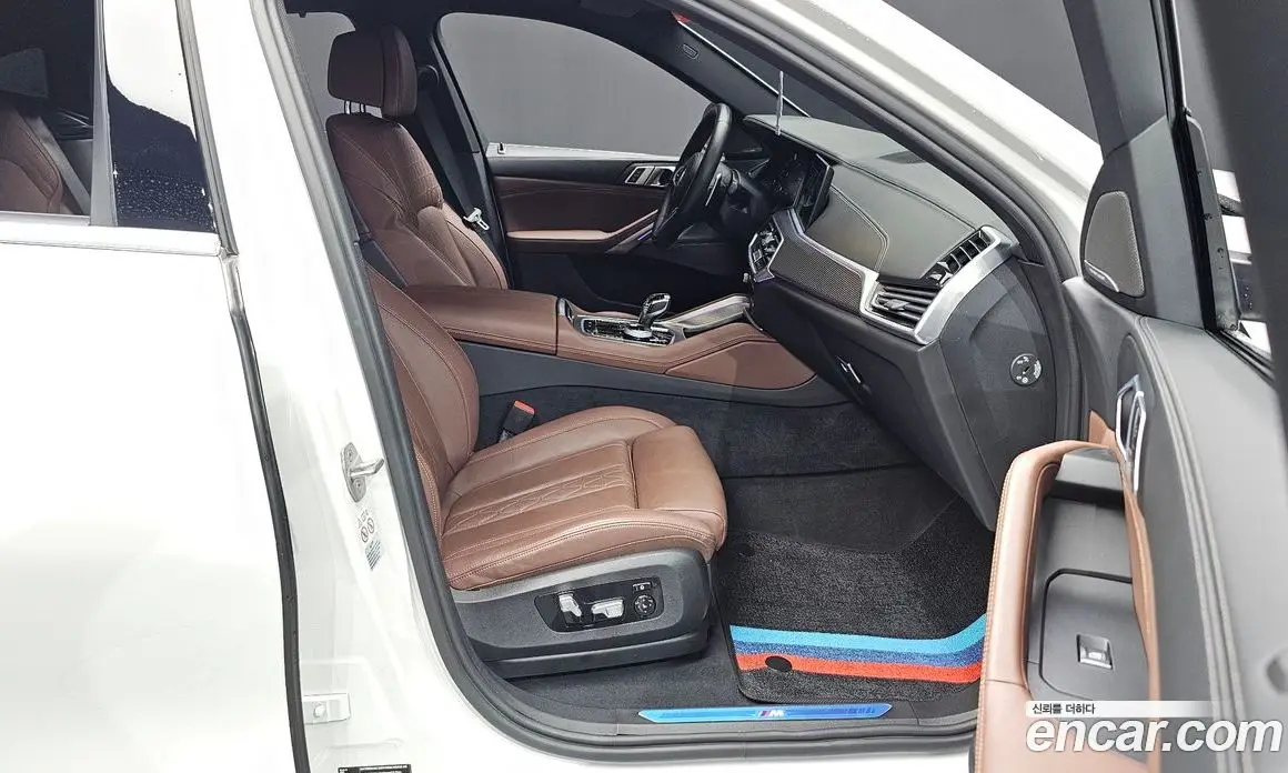 BMW X6 2022 3.0 автомат (гидро), фото 15