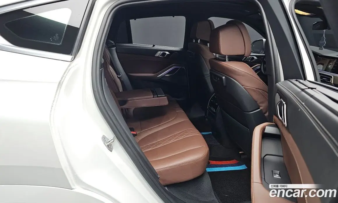 BMW X6 2022 3.0 автомат (гидро), фото 16