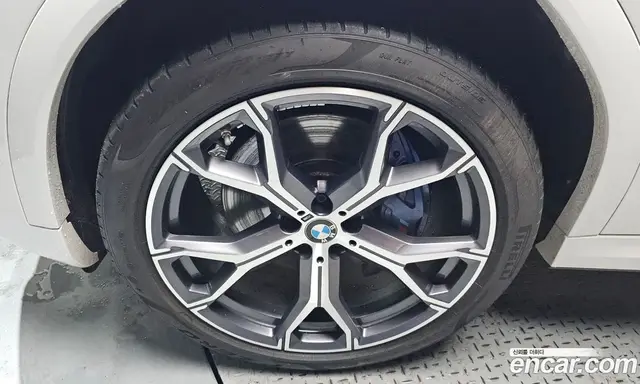 BMW X6 2022 3.0 автомат (гидро), миниатюра 4