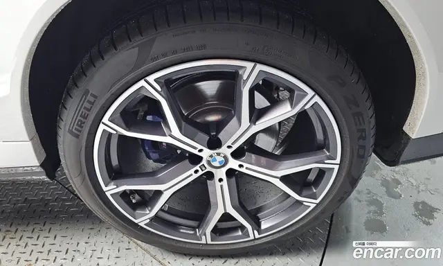 BMW X6 2022 3.0 автомат (гидро), миниатюра 6