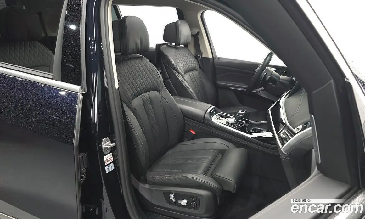 BMW X7 2021 4.4 автомат (гидро), фото 16