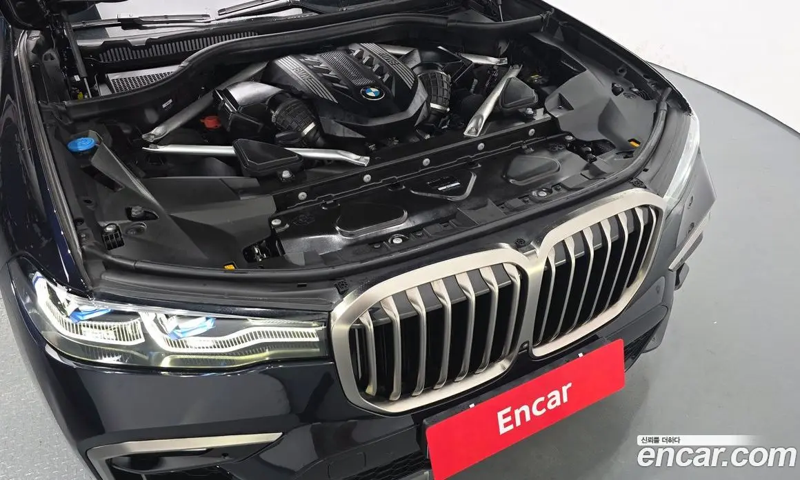 BMW X7 2021 4.4 автомат (гидро), фото 6