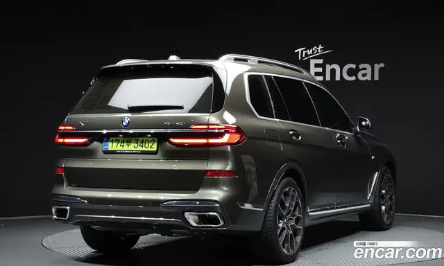 BMW X7 2025 3.0 автомат (гидро), миниатюра 2