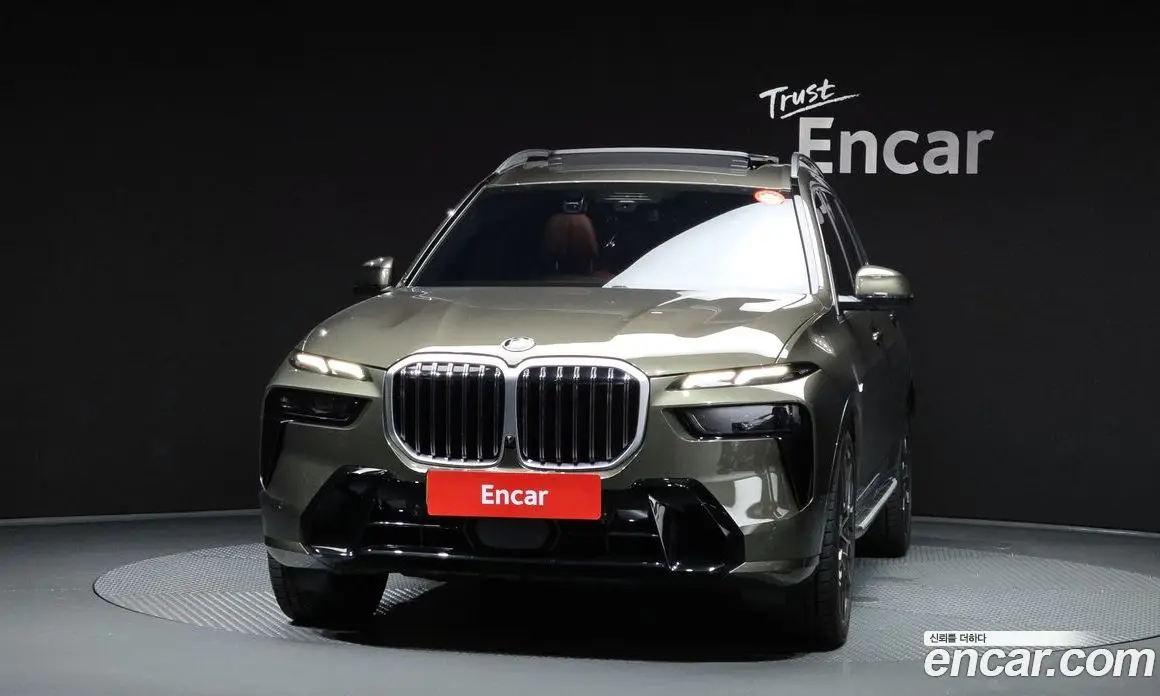 BMW X7 2025 3.0 автомат (гидро), фото 3