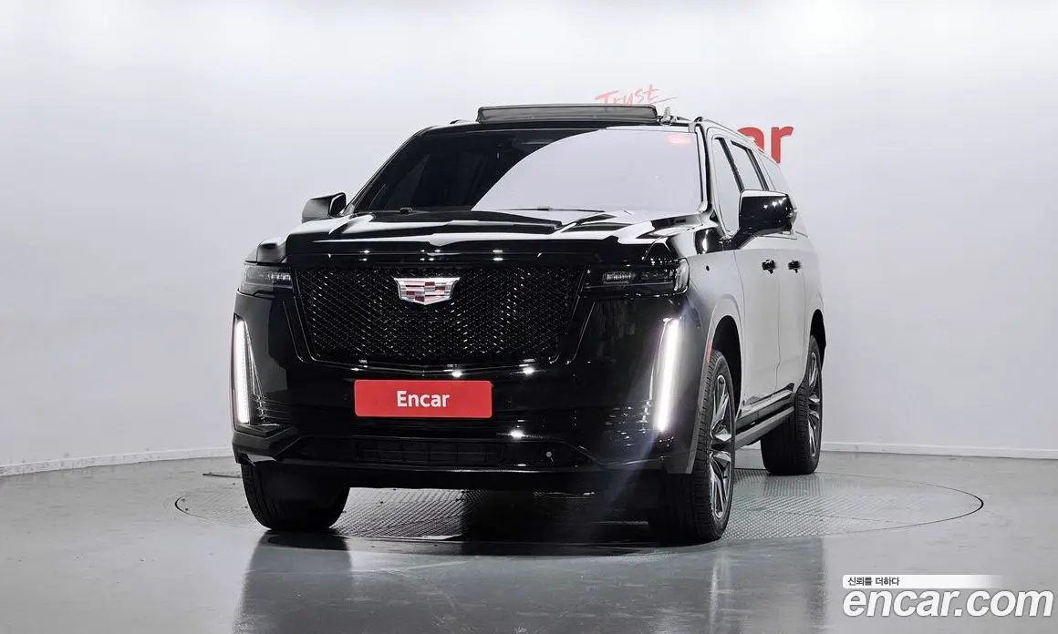 Cadillac Escalade 2023 6.2 автомат (гидро), фото 3