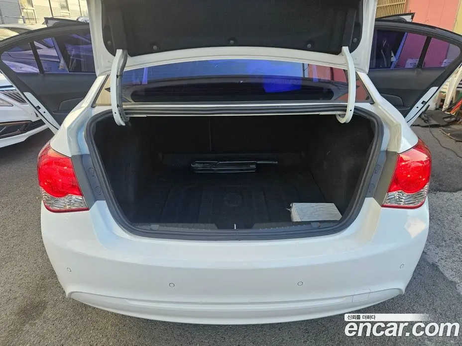 Chevrolet Cruze 2013 1.8 автомат (гидро), фото 20