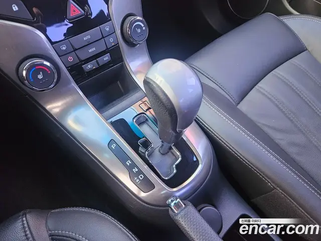 Chevrolet Cruze 2013 1.8 автомат (гидро), миниатюра 10