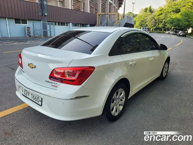 Chevrolet Cruze 2015 1.4 автомат (гидро), миниатюра 5