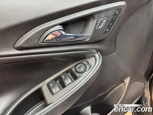 Chevrolet Malibu 2017 1.5 автомат (гидро), миниатюра 10 Chevrolet Malibu 2017 1.5 автомат (гидро), миниатюра 10