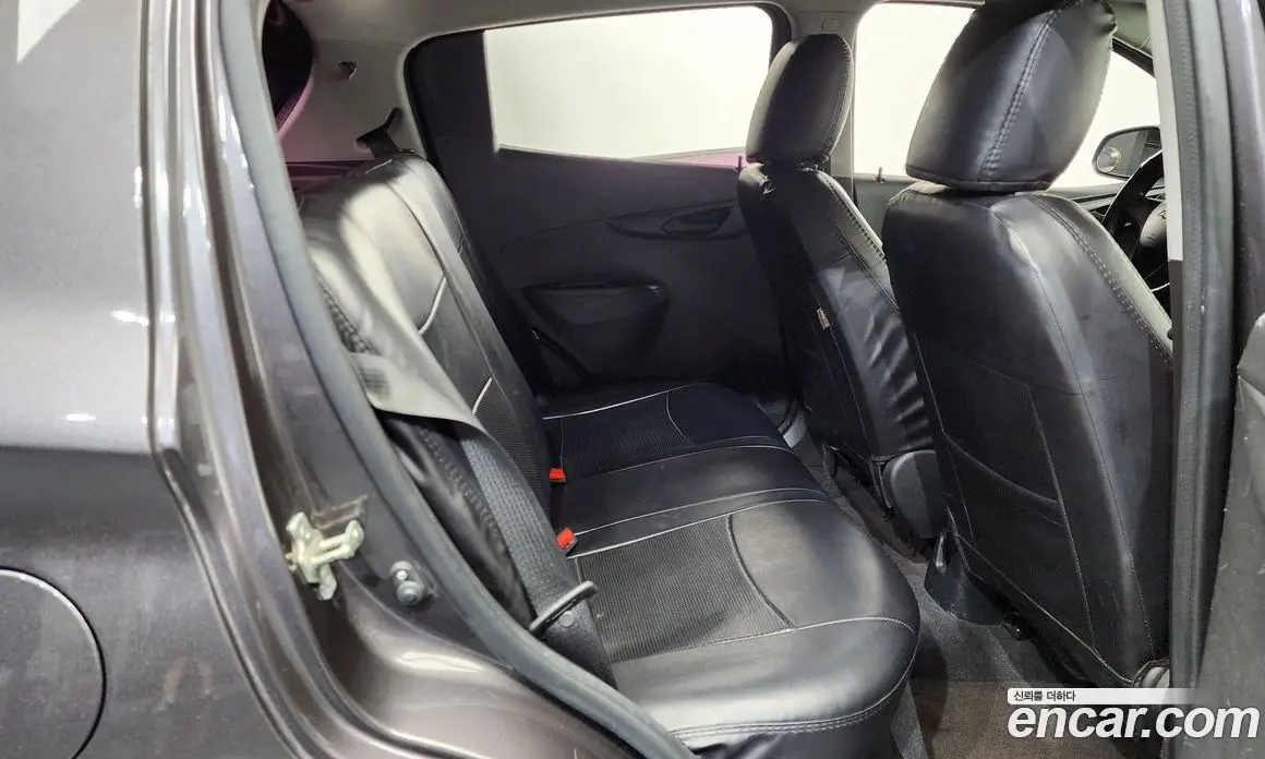 Chevrolet Spark 2015 1.0 автомат (гидро), фото 11