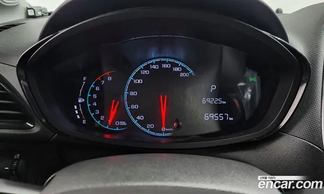 Chevrolet Spark 2015 1.0 автомат (гидро), миниатюра 8