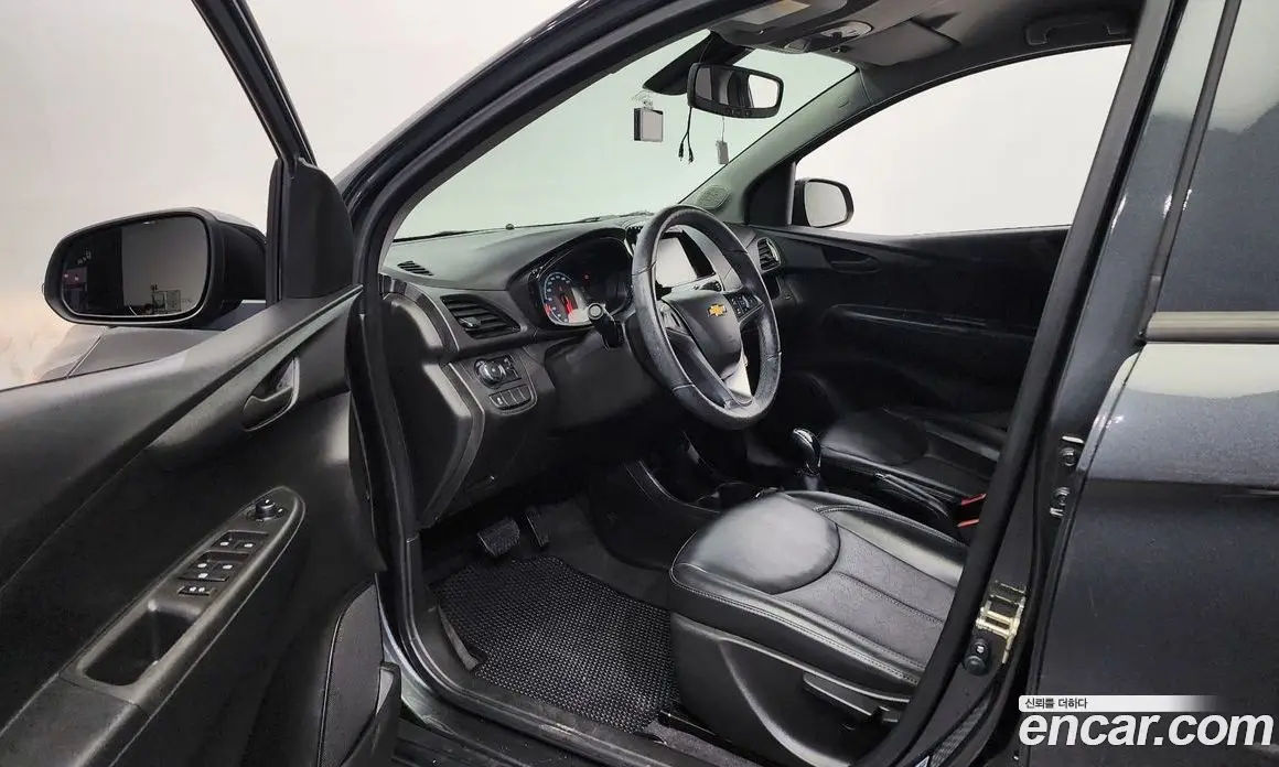 Chevrolet Spark 2016 1.0 автомат (робот), фото 10