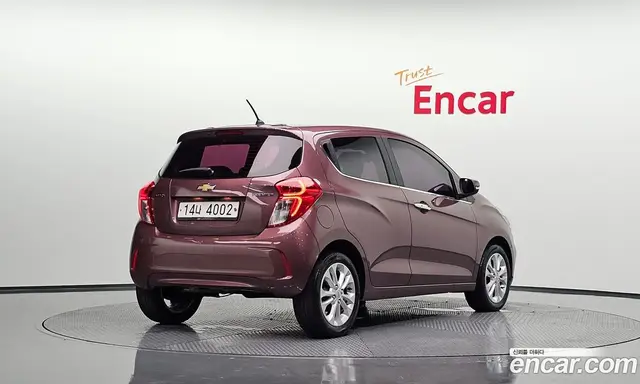 Chevrolet Spark 2018 1.0 автомат (гидро), миниатюра 1