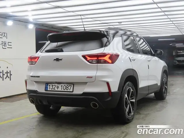 Chevrolet TrailBlazer 2023 1.3 автомат (гидро), миниатюра 4
