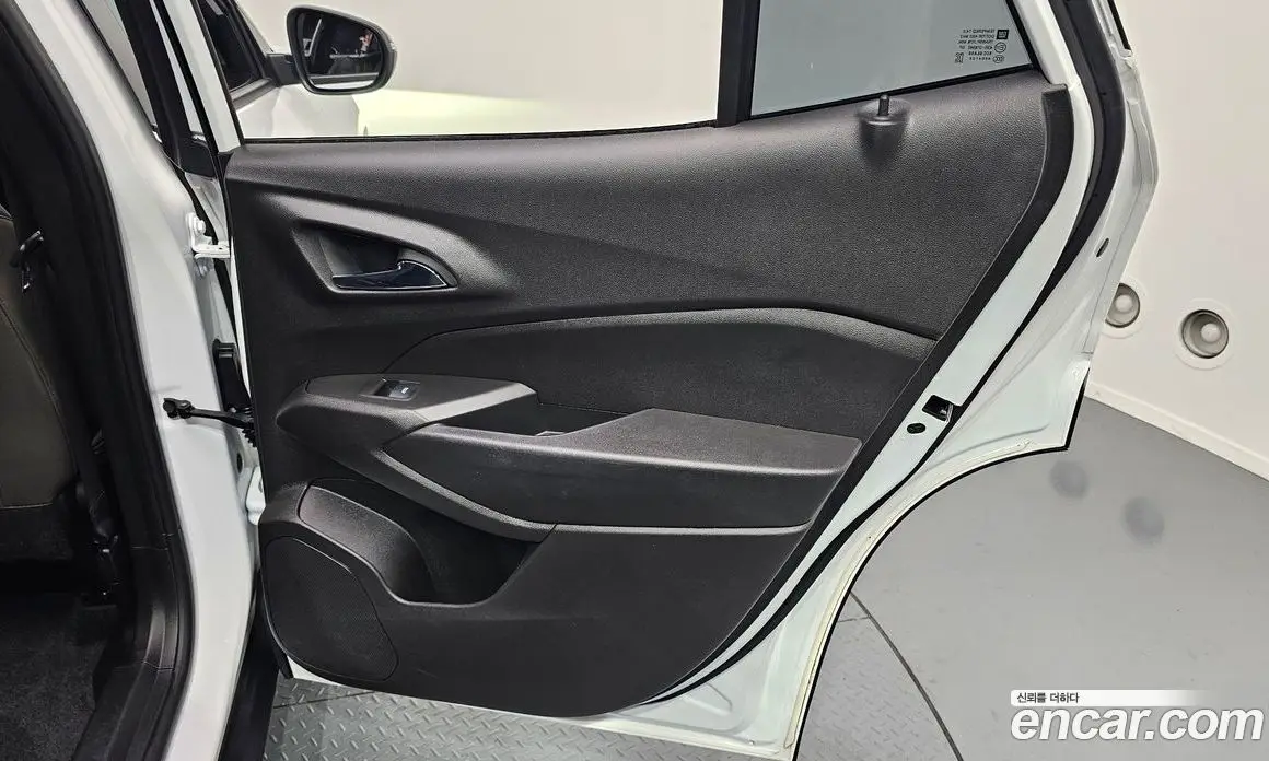 Chevrolet Trax 2023 1.2 автомат (гидро), фото 15