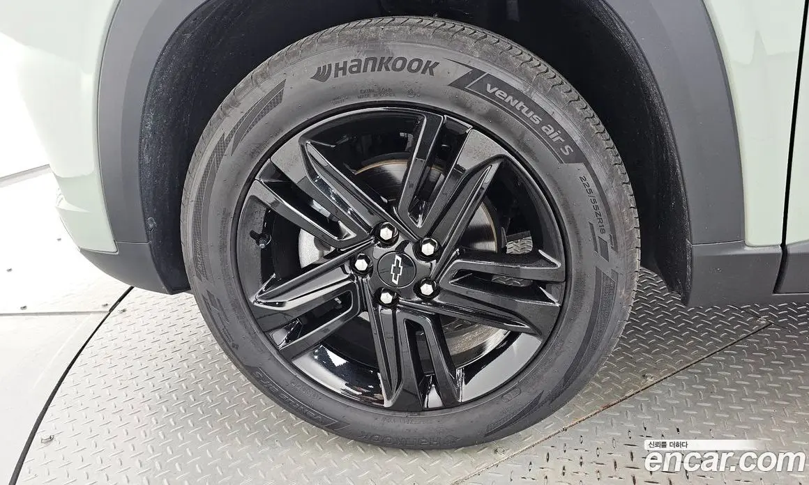 Chevrolet Trax 2024 1.2 автомат (гидро), фото 5