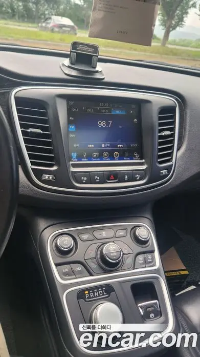 Chrysler 200 2015 2.4 автомат (гидро), фото 6
