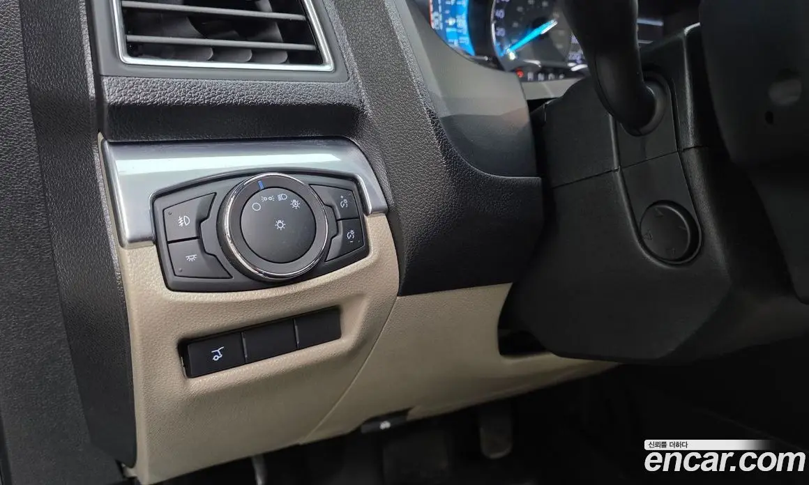 Ford Explorer 2019 3.5 автомат (гидро), фото 28
