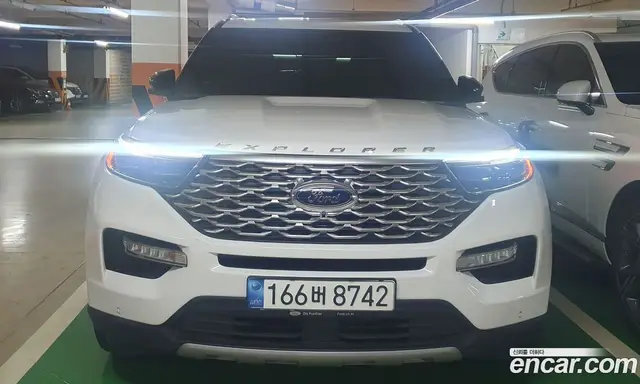 Ford Explorer 2022 3.0 автомат (гидро), миниатюра 1