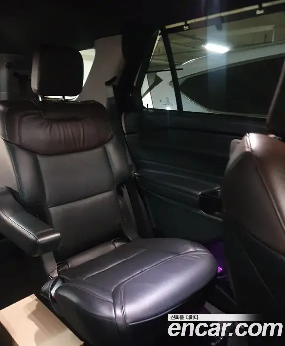 Ford Explorer 2022 3.0 автомат (гидро), фото 10
