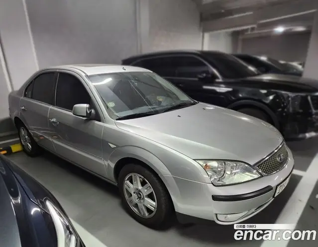 Ford Mondeo 2005 2.0 автомат (гидро), миниатюра 3