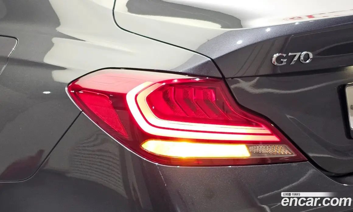 Genesis G70 2020 2.0 автомат (гидро), фото 9