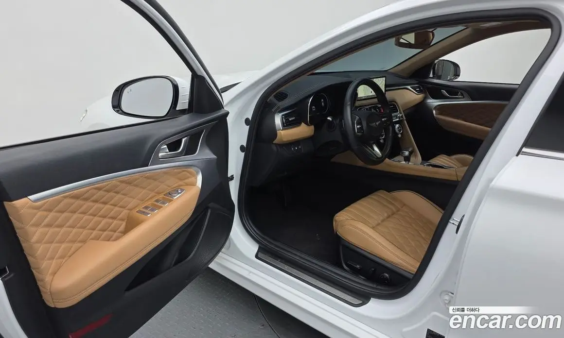 Genesis G70 2022 2.0 автомат (гидро), фото 10